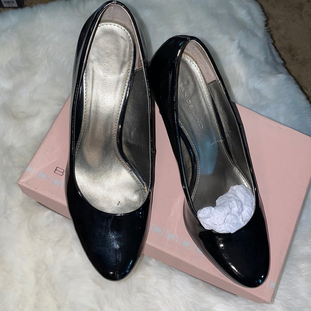 Brand new Bandalino, sz 7, patent leather heels.